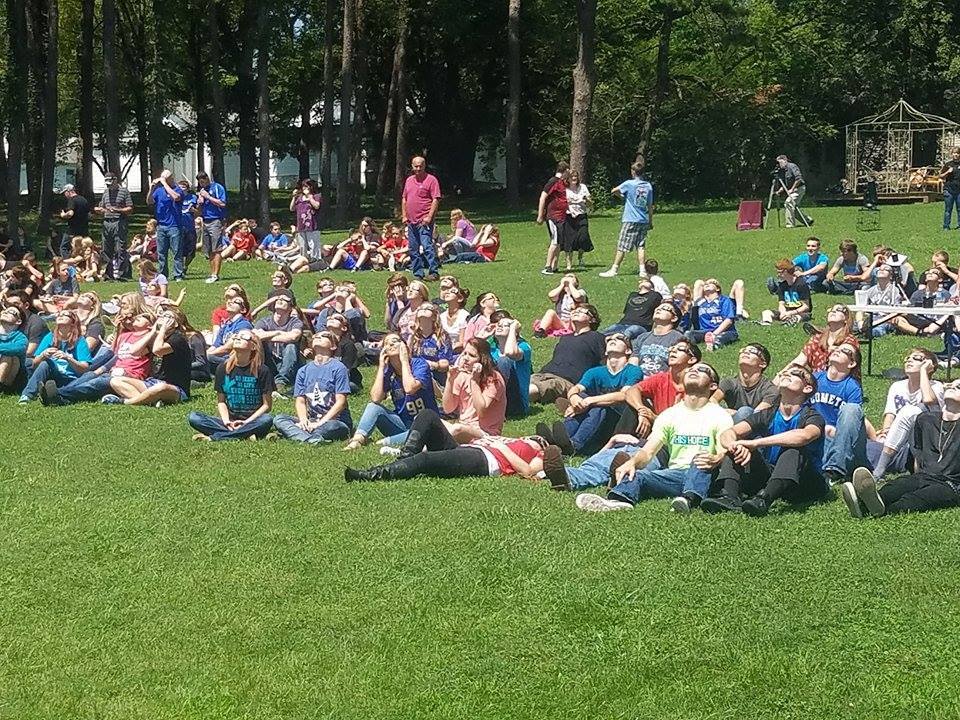 2017 Eclipse @ Alton